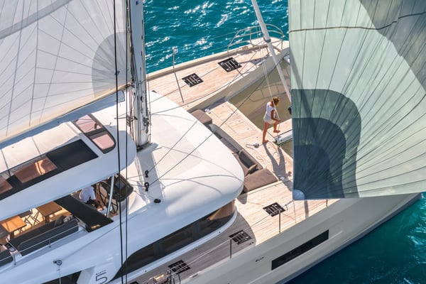 SAILUXE - La Controra