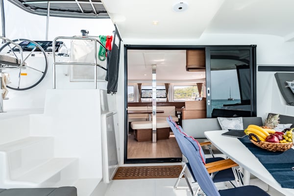 Beauty L A/C-GEN-WATER MAKER-SOLAR-ELEC.WC