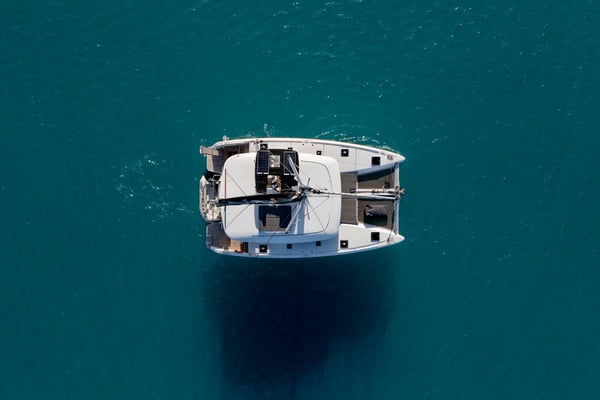 AKTIS (air condition, generator, watermaker)