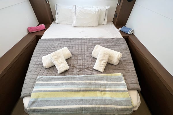 MPLE (air condition, generator, water maker)