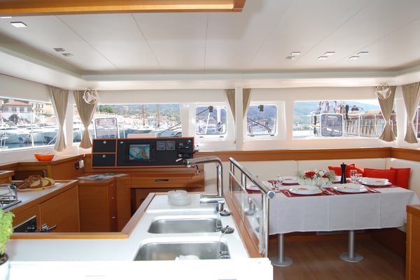 AMELIA (A/C, Generator, Watermaker)