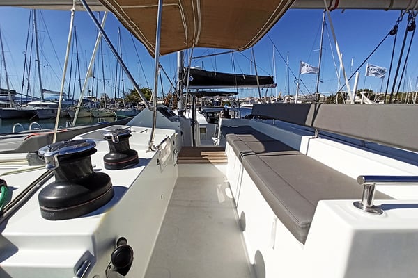 AMELIA (A/C, Generator, Watermaker)