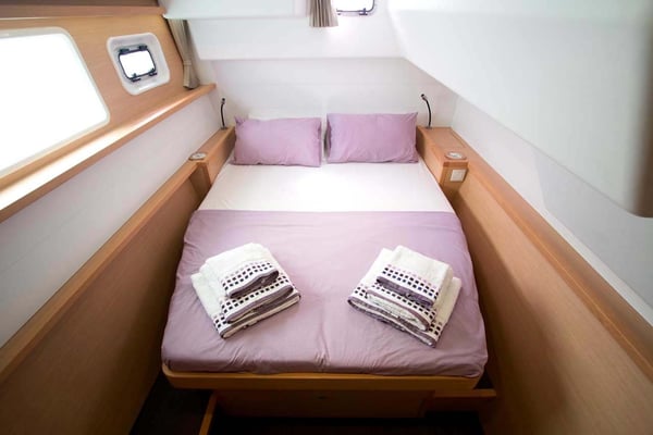 AMELIA (A/C, Generator, Watermaker)