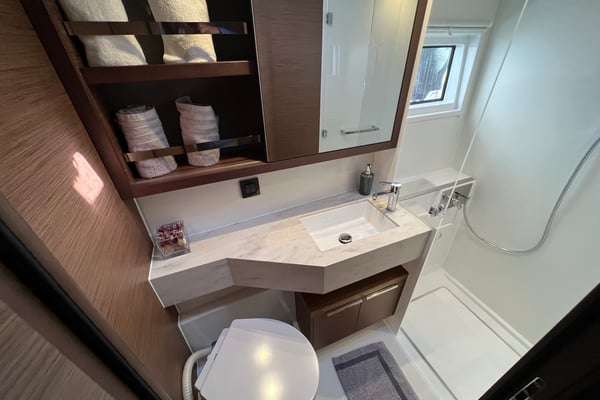 GALAXY (air condition, generator, water maker)    _Skippered Only_