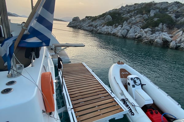 GALAXY (air condition, generator, water maker)    _Skippered Only_