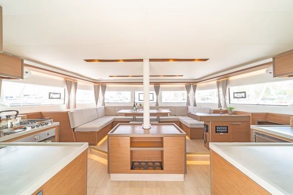 Reina (ONLY SKIPPERED)