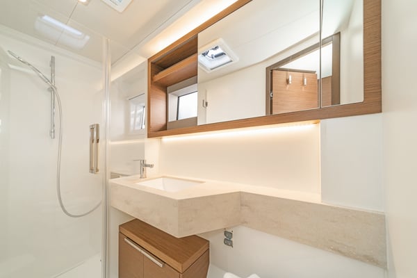 Reina (ONLY SKIPPERED)