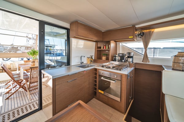 Spiros (ONLY SKIPPERED)