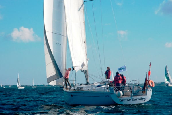 Divine Caroline