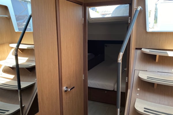 CAPTAIN GEORGE AC.Gen, W.Maker