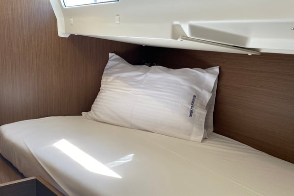 CAPTAIN GEORGE AC.Gen, W.Maker