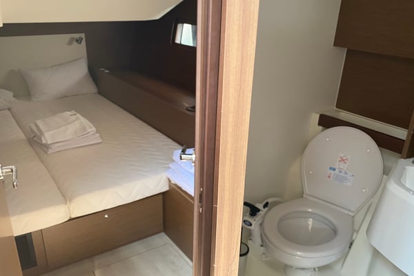 CAPTAIN GEORGE AC.Gen, W.Maker