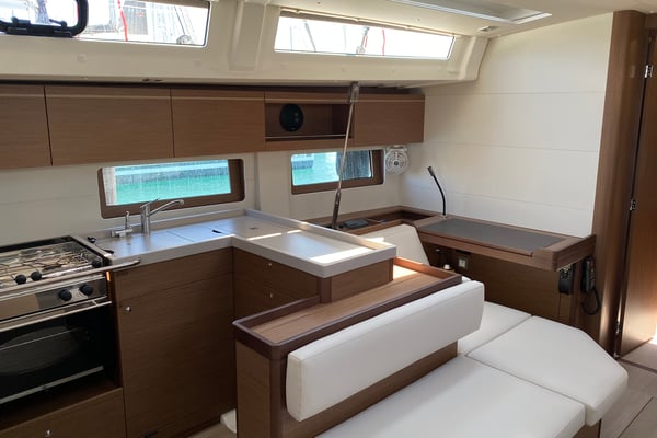 CAPTAIN GEORGE AC.Gen, W.Maker