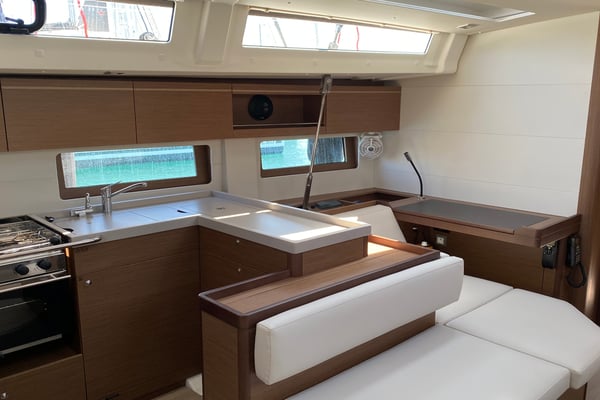 CAPTAIN GEORGE AC.Gen, W.Maker