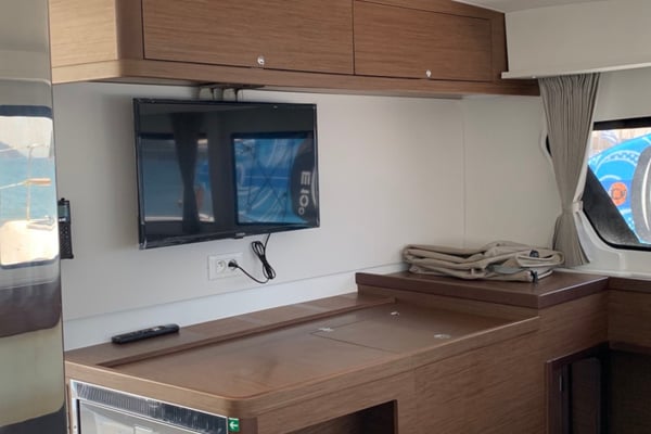 RIA III (AC, Gen, w.maker)