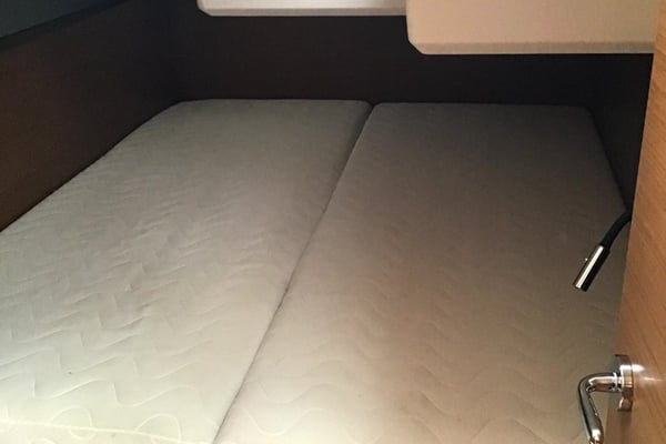 Helia (A/C, Gen. 10kVA, Electric Winch NEW 2022)