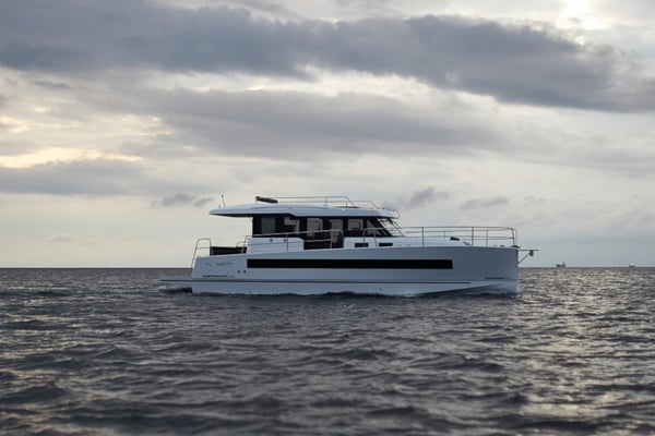 ELEGANCE FLYBRIDGE