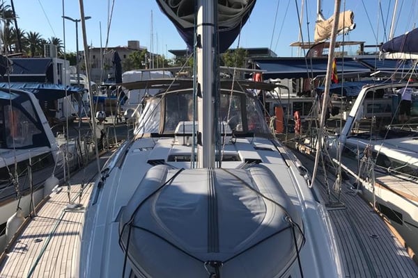 Alboran Bourbon (Las Galletas)