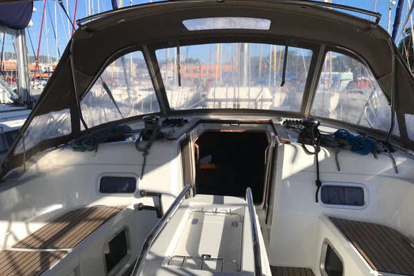 Alboran Bourbon (Las Galletas)