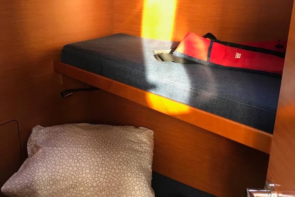 Alboran Bourbon (Las Galletas)