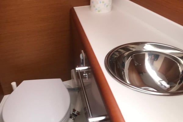 Alboran Limoncello (Las Galletas)