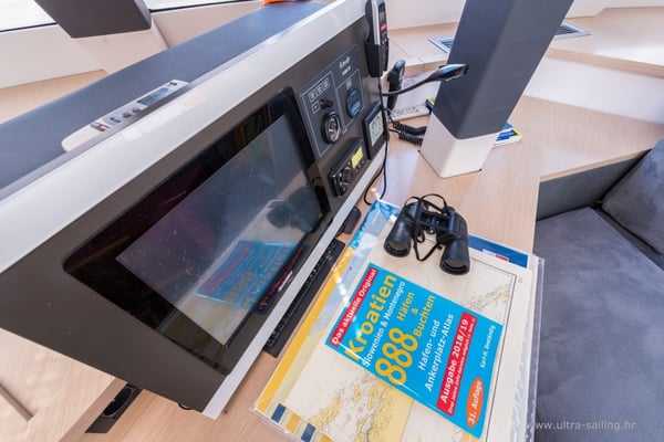 SABA 50 -  AC and generator