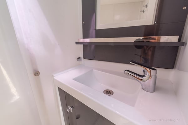 SABA 50 -  AC and generator