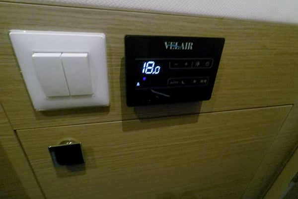 Fountaine Pajot Aastrea 42