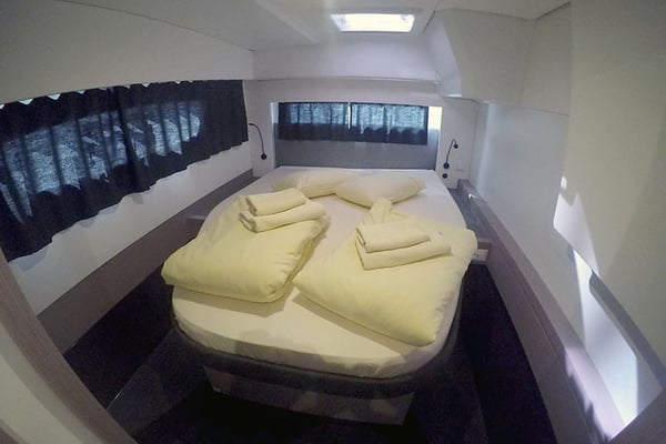 Fountaine Pajot Aastrea 42