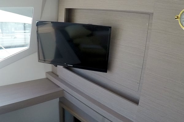 Fountaine Pajot Aastrea 42