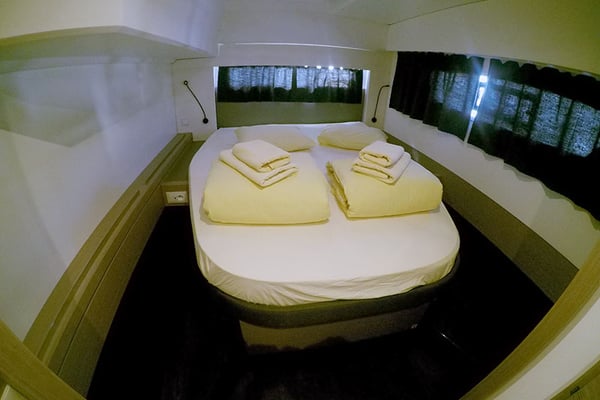 Fountaine Pajot Aastrea 42