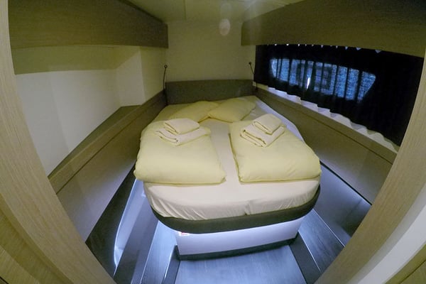 Fountaine Pajot Astrea 42