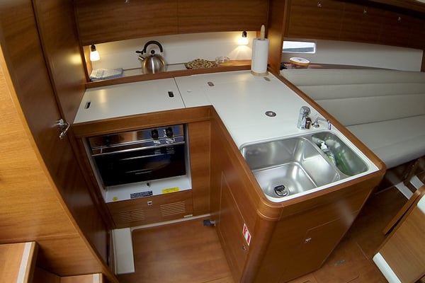 Dufour 350 interior