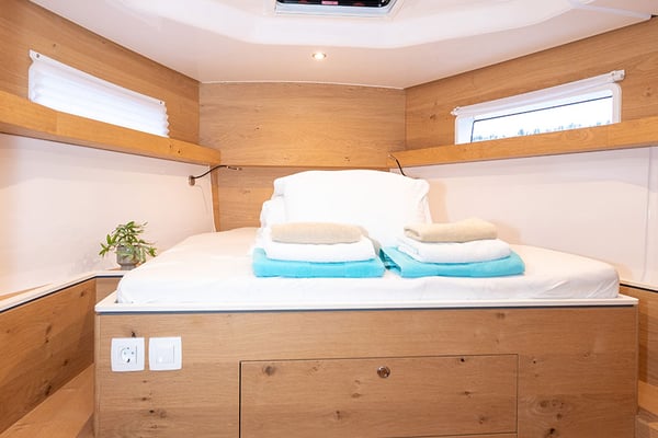 OLLIE new 2024 (air condition, cross-cut dacron sails)