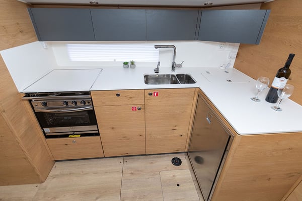 OLLIE new 2024 (air condition, cross-cut dacron sails)