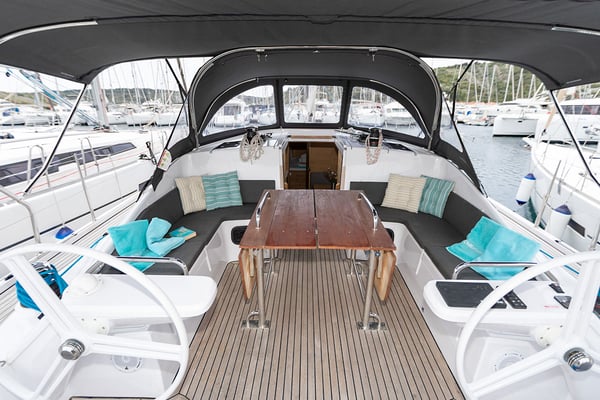 OLLIE new 2024 (air condition, cross-cut dacron sails)