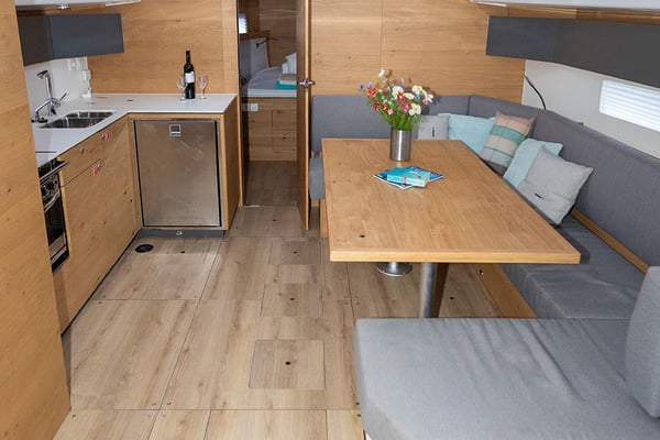 OLLIE new 2024 (air condition, cross-cut dacron sails)