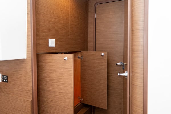 POSEIDON 2021 (air condition, generator)