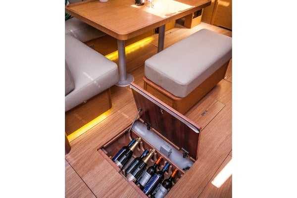 MALIN (owner version, new sails 2024., air condition, generator)