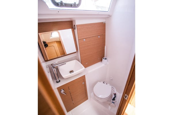 LISABET (new sails 2024., air condition)