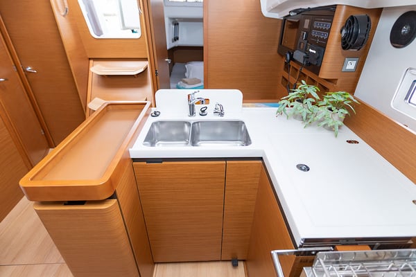 OSKAR  new 2024 (air condition, solar panels)