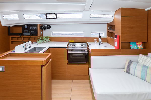 OSKAR  new 2024 (air condition, solar panels)