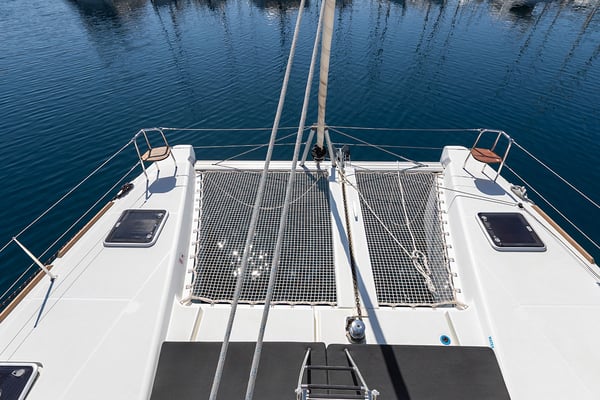 MONARCH 2020 (air condition, generator)