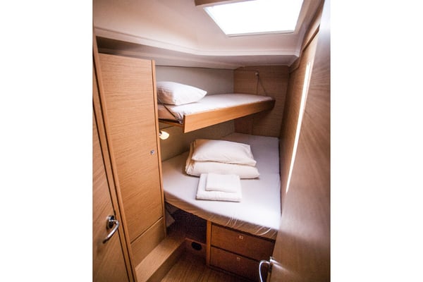 MADICKEN (new sails 2024., air condition)