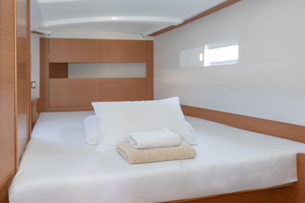 OLIVER new 2025 (air condition, solar panels)