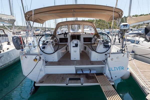 OLIVER new 2025 (air condition, solar panels)