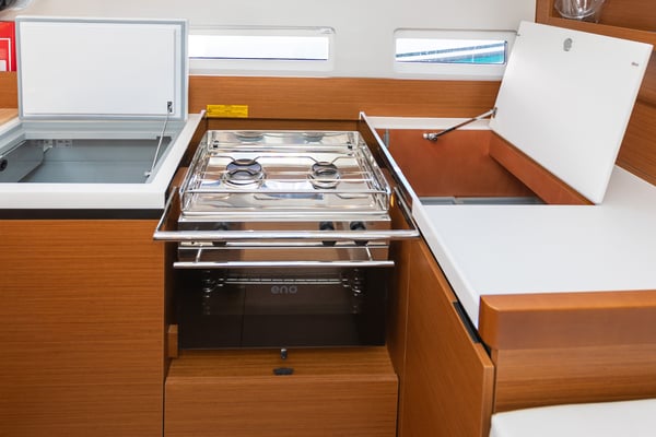 OLIVER new 2025 (air condition, solar panels)