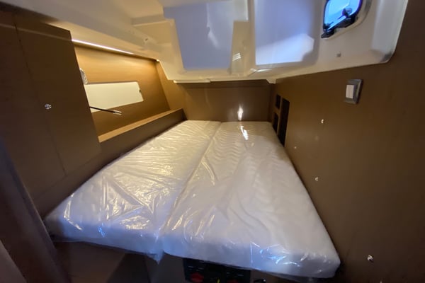 Yess Boss (First Line)