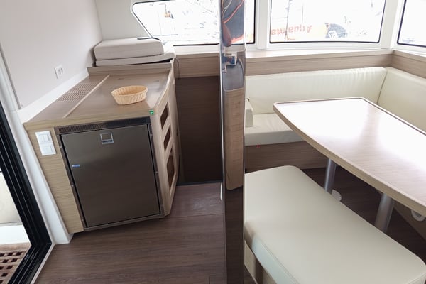 ZAHIRA - GEN/AC+WATERMAKER