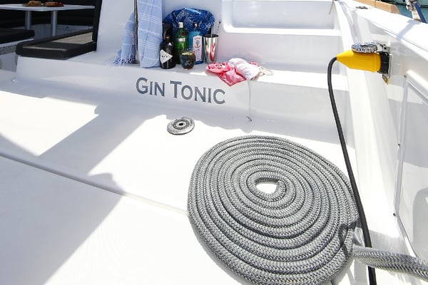 GIN TONIC